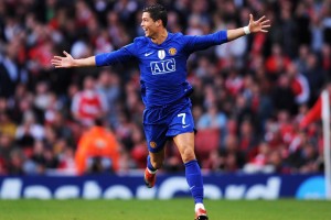 赛场“最感人的集体庆祝”，凝聚胜利的喜悦，集体庆祝动作